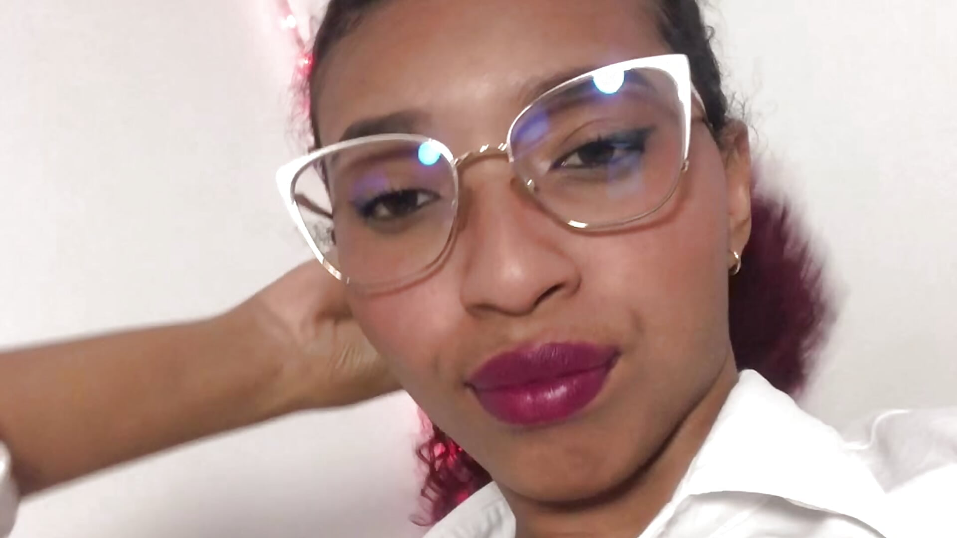 6BA7AD41-3E31-4772-A648-A7EE6A53F643 - video by sensitive_brunette cam model