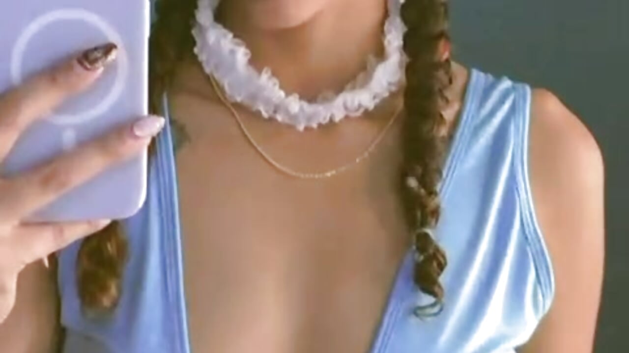 WhatsApp Video 2025-11-11 at 9,39,12 PM - video by sensitive_brunette cam model