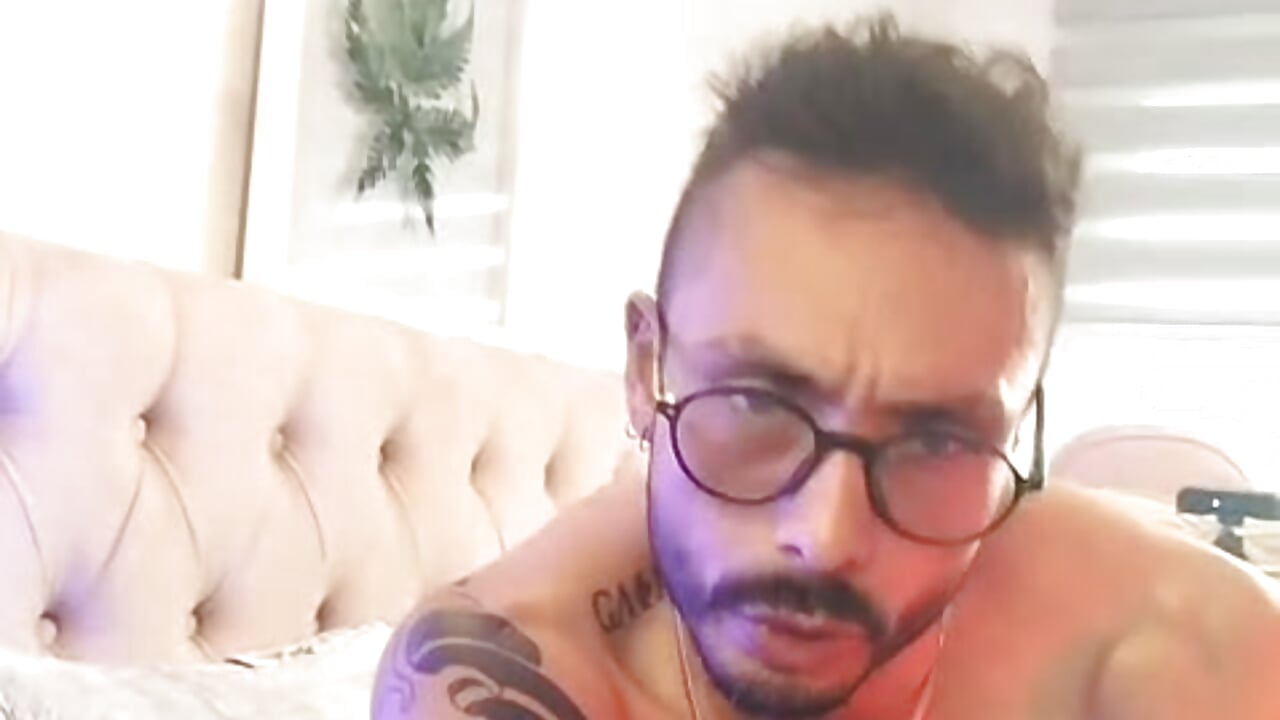 You can imagine, how I look in doggy style - video by Tom_cooper_ cam model