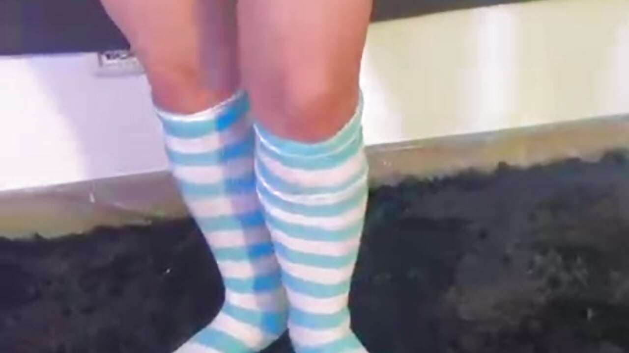 world mode - Vídeo de Kendra-Foxxy, modelo de vídeos