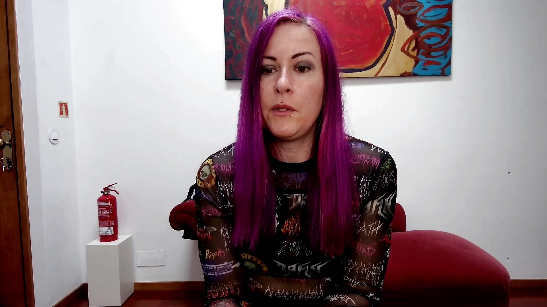 Another Leg Shaking Orgasm in French Teaser – video od webkamerové modelky gennyrock