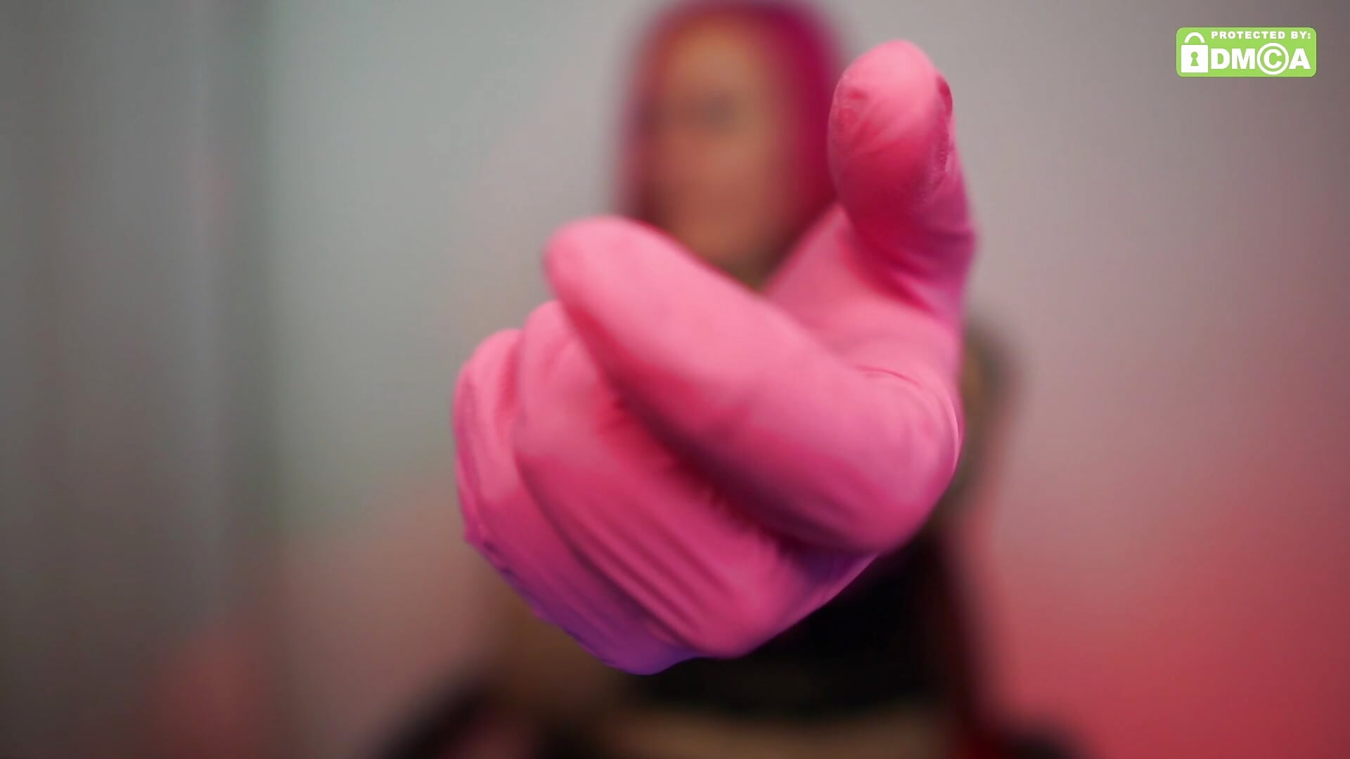 Latex Gloves Fingering – video od webkamerové modelky gennyrock