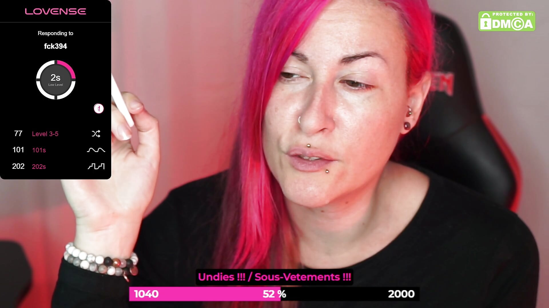 Close Up Smoke – video od webkamerové modelky gennyrock