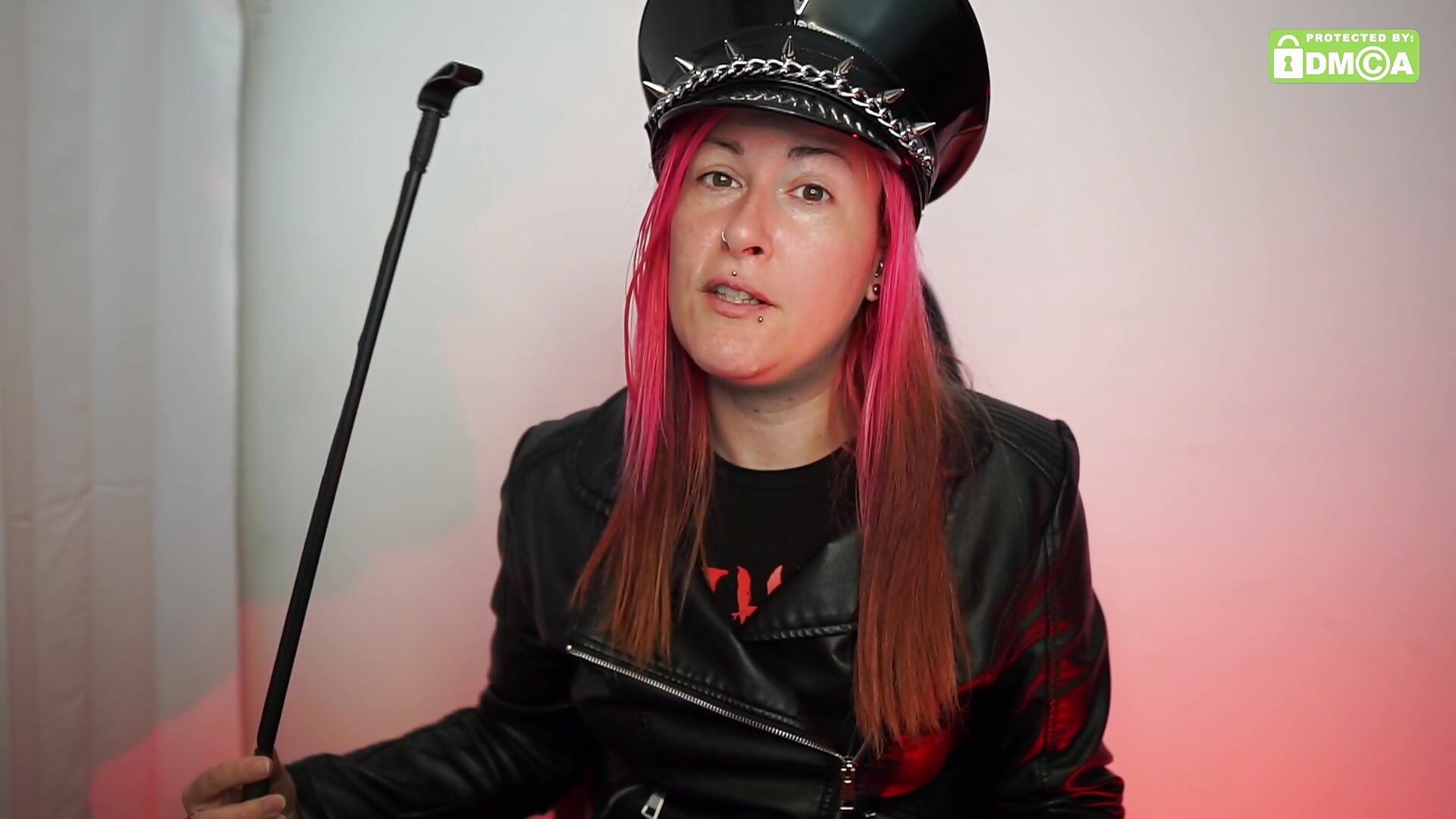 Instructions by Dominatrix – video od webkamerové modelky gennyrock