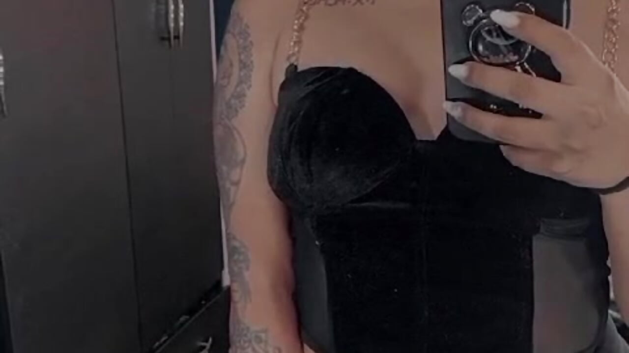 Do you love me? - video by Nicky_Blue_ cam model