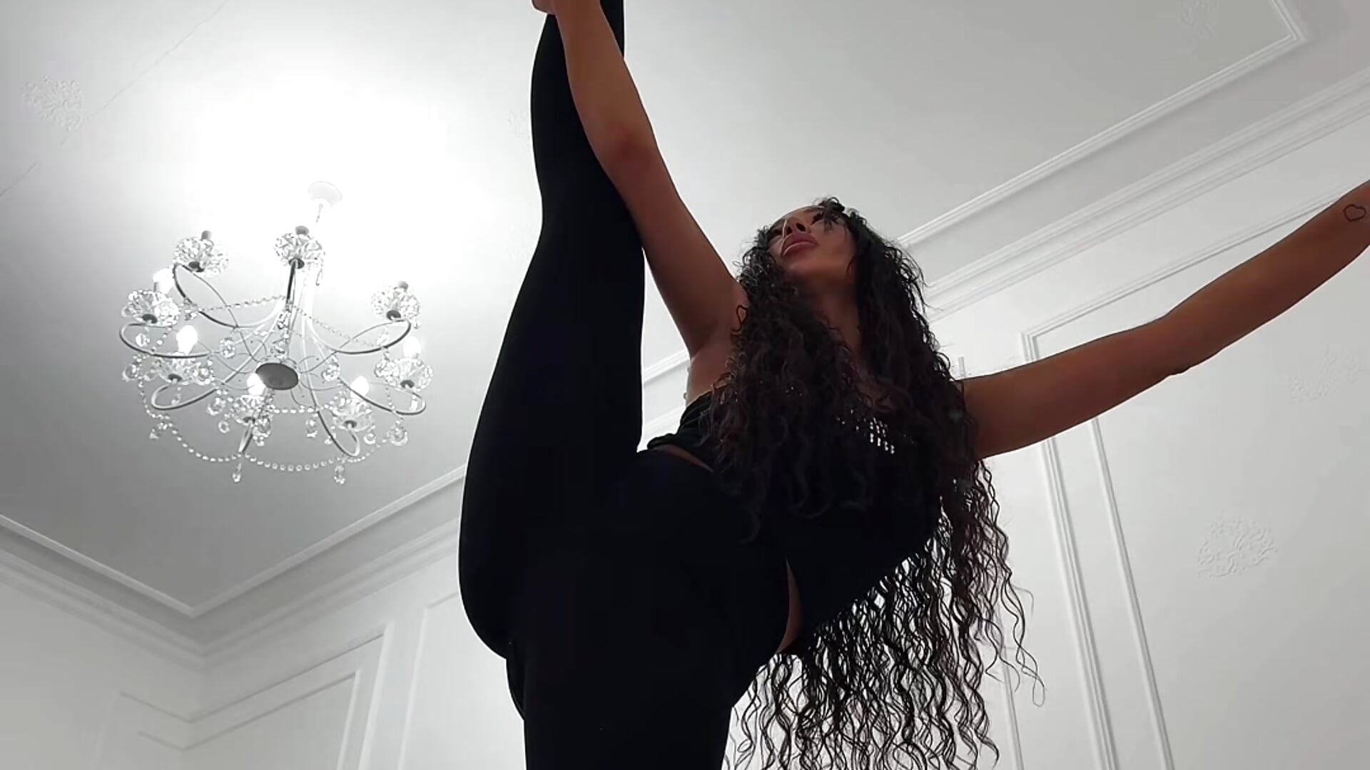 I can give you a couple of trainings – видео вебкам-модели CardiSweetBaby