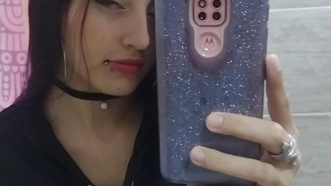 <3 - video by Lesly_sexy4u cam model