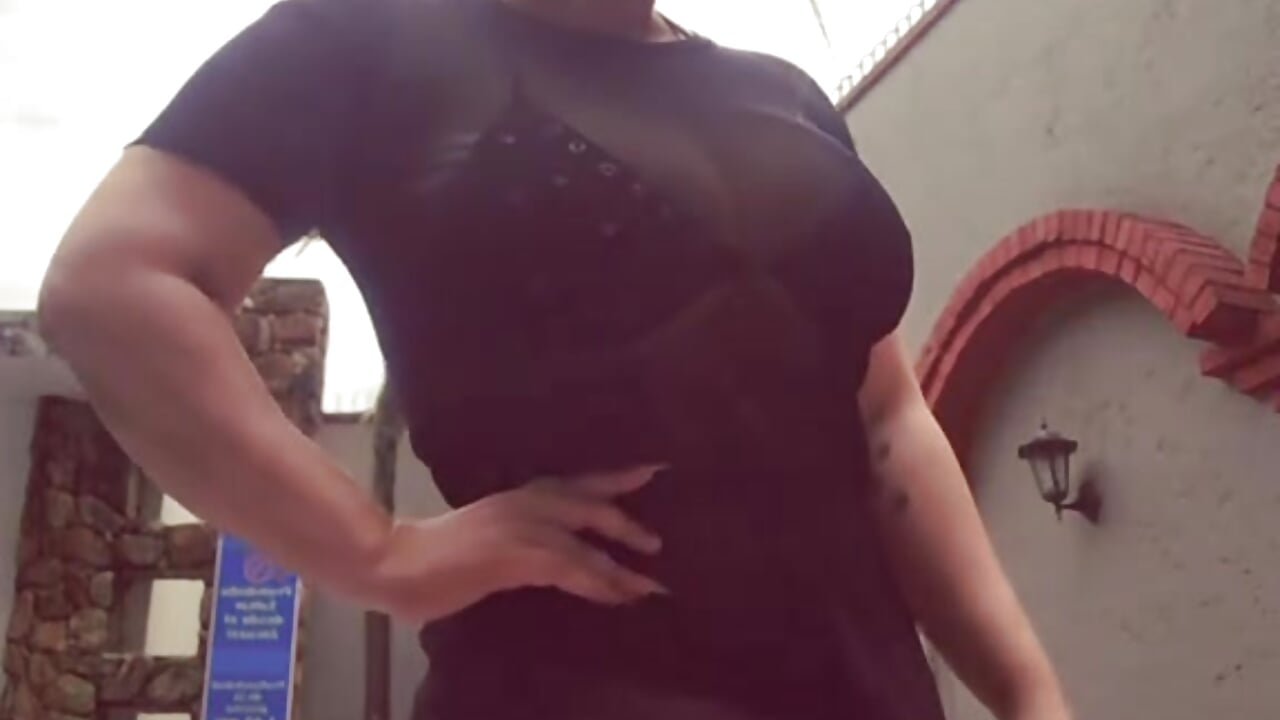 relax - video by Foxy_Slave cam model