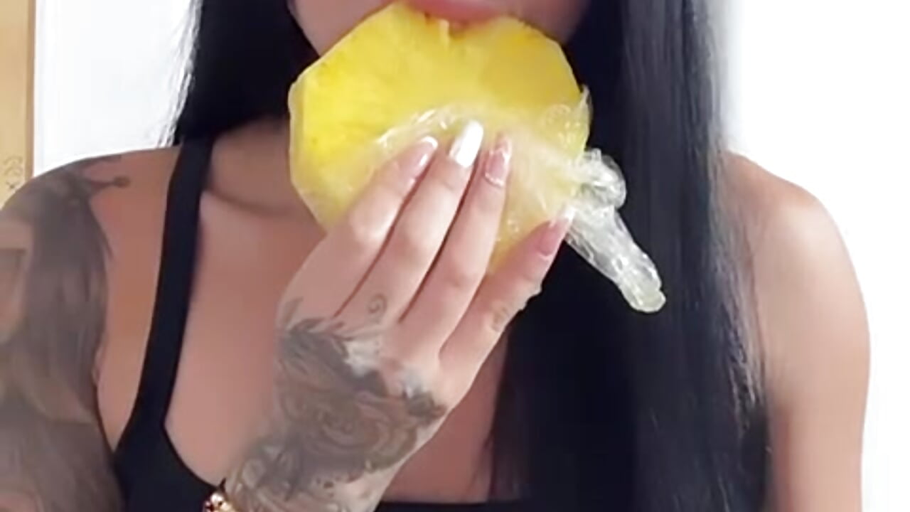 Does your dick taste like pineapple? 🤤 - video by AMBARR_STONE cam model