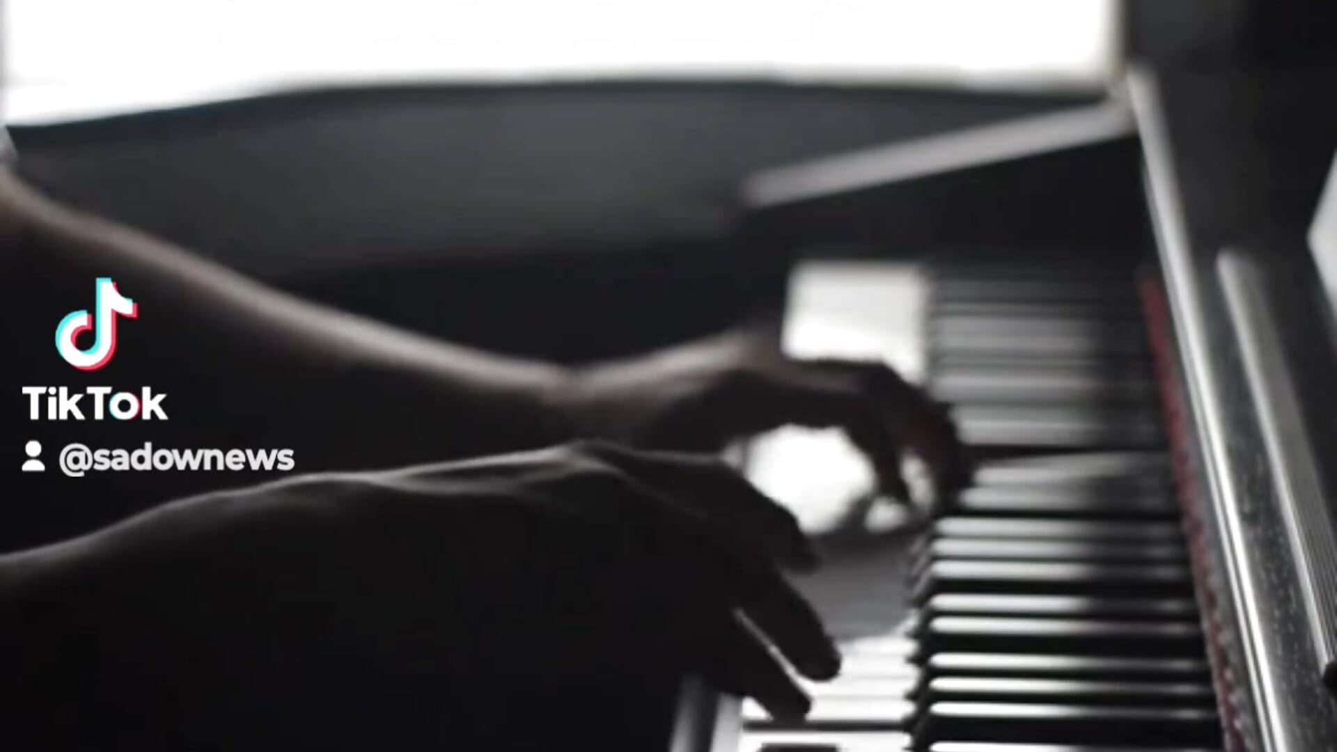 Relax - video by Erik-martinez cam model