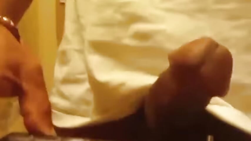 Cock out Djing practice - video by KaptainHook