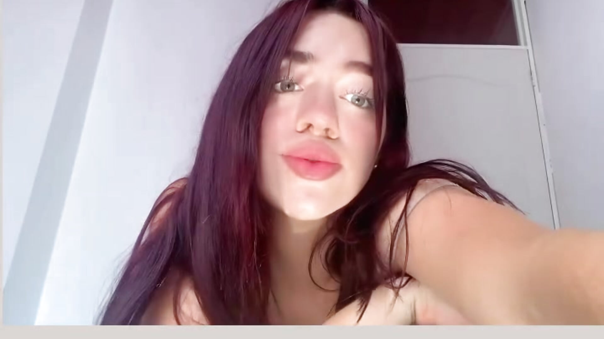 VID_20270221_195946_237