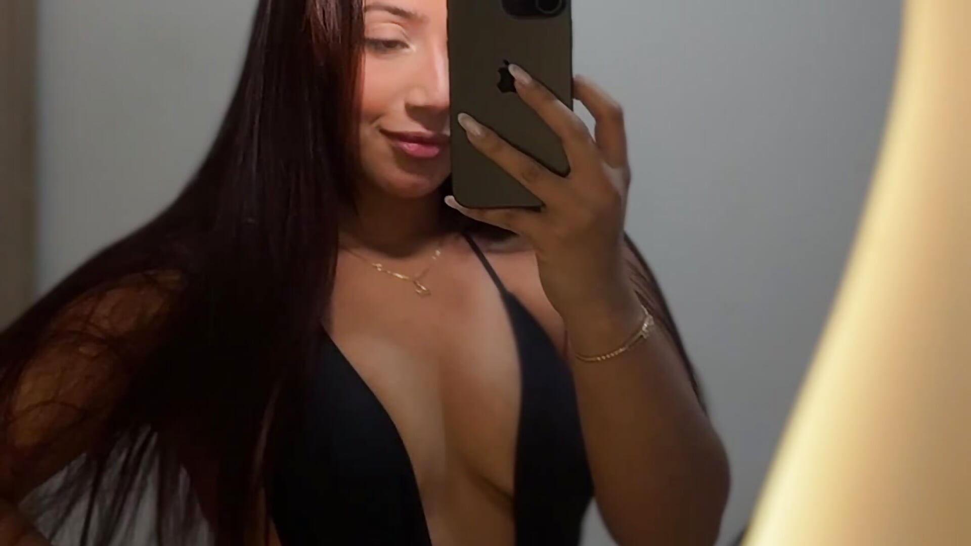 Lindo día ❤️ - video by iam-ella18 cam model