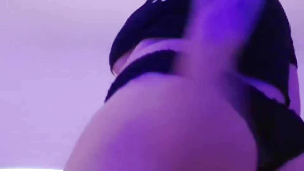 sexy dance - video by aron_lettone01 cam model