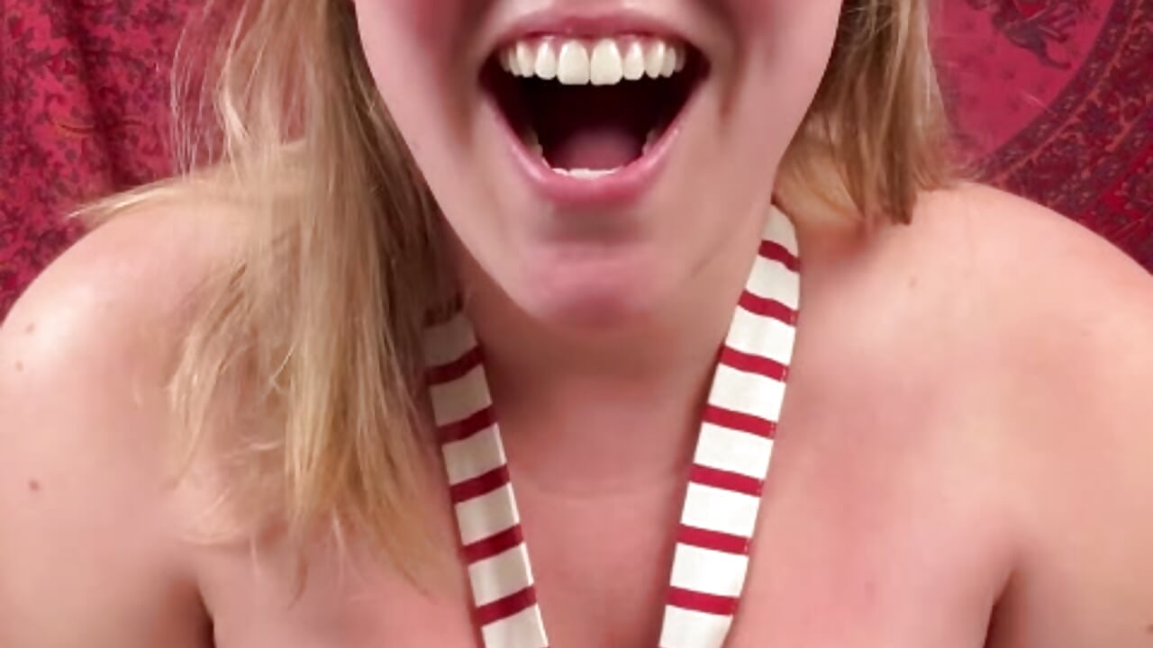 Burping for YOU in My Cookie Apron ONLY - video by GlitterKitty108 cam model