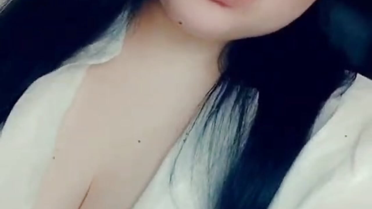 video5361986701612840441 - video by Linasexy777 cam model