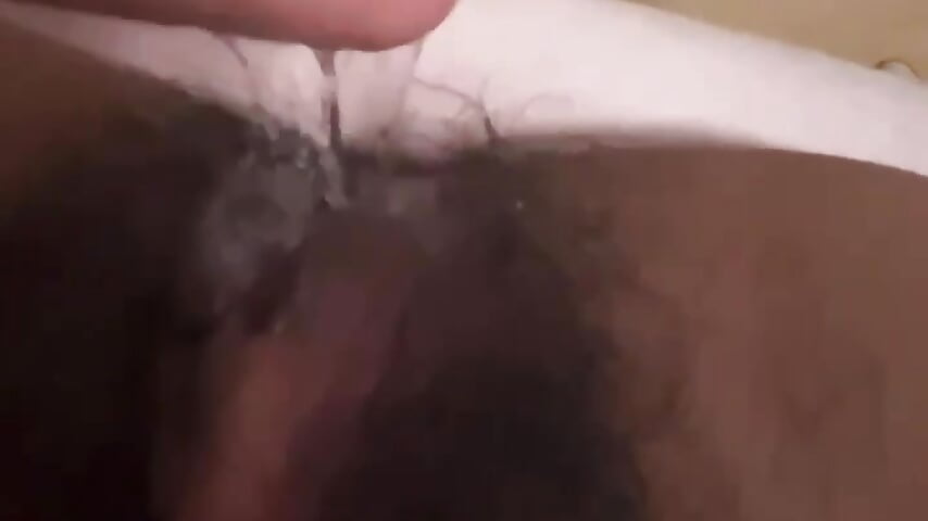 肉眼可见的湿 想喝我的骚水吗Obscene water