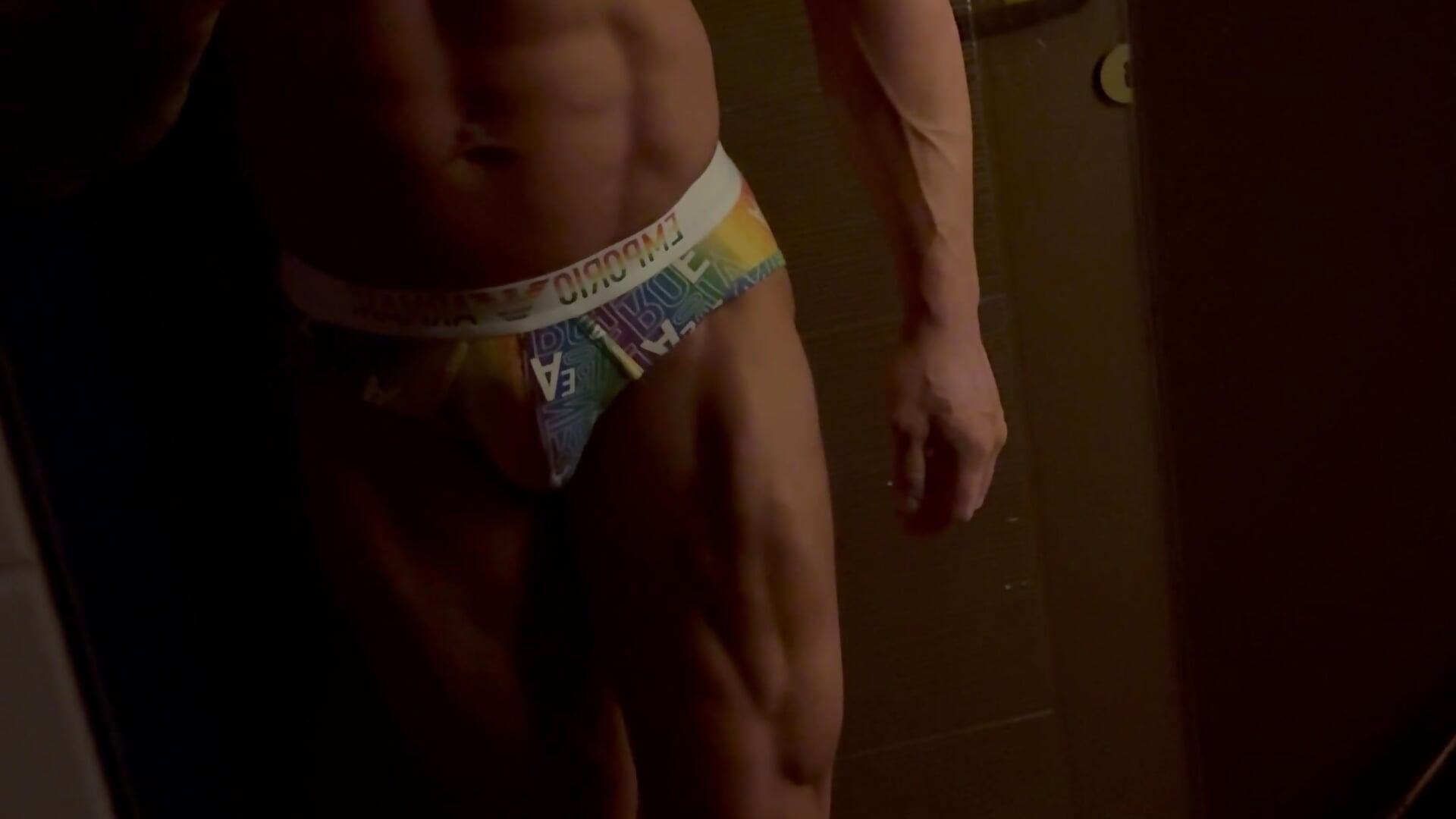 Me in sexy undwerwear and good shape - video by Magnificmuscles89 cam model