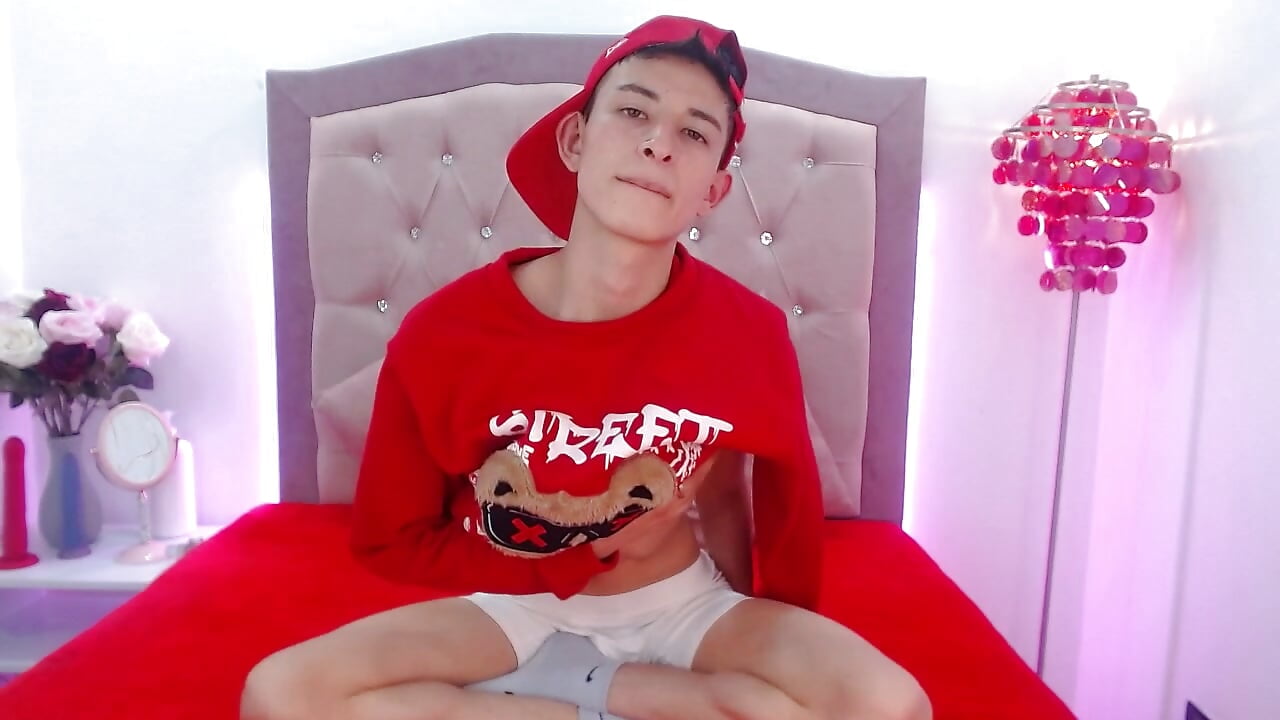 A little horny now! 😈 – video modela na kameri MaikCarver