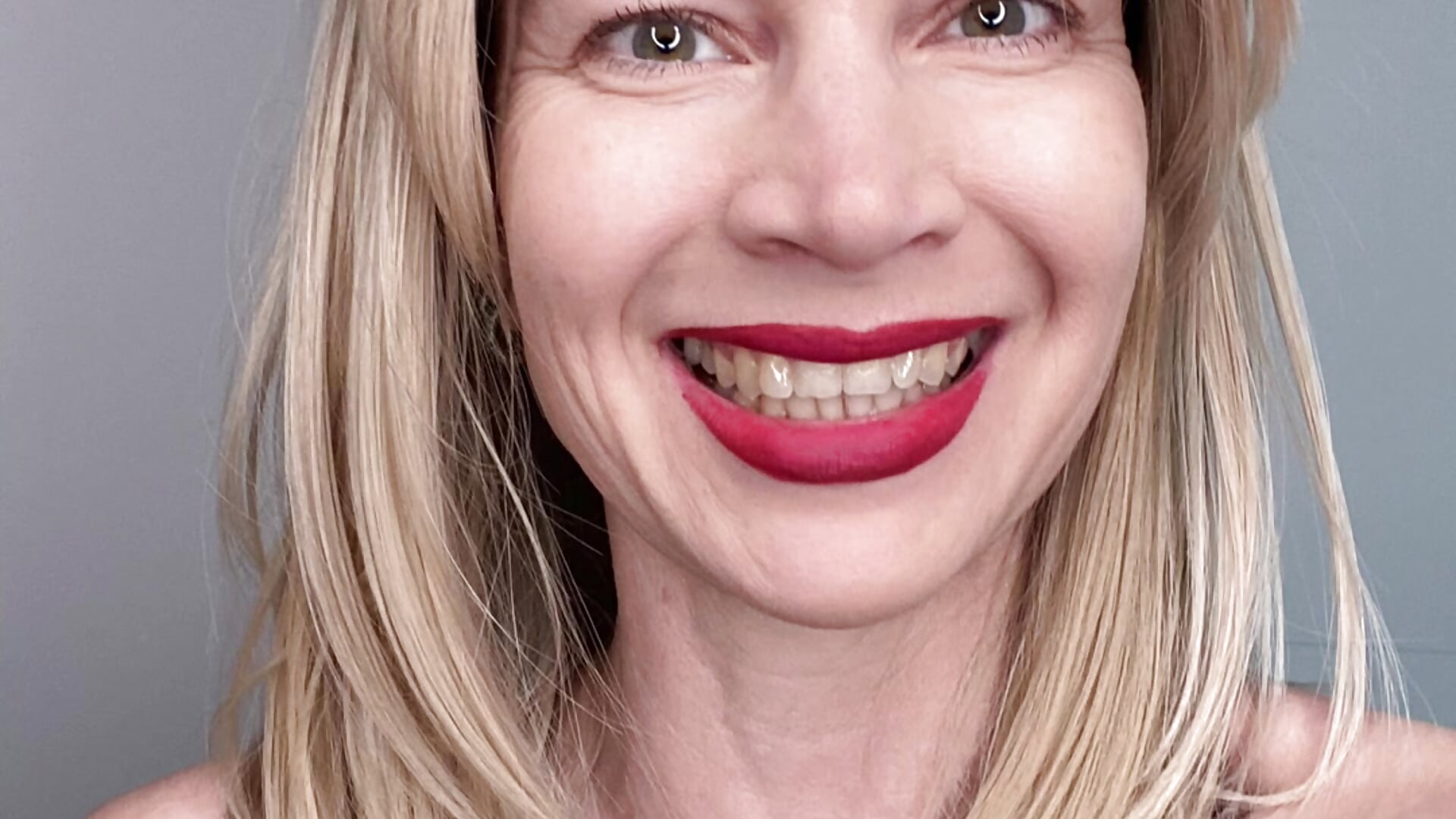 Puu die Woche hab ich mich ganz schön rar gemacht. Mir ging’s nicht so gut. Hoffe es geht jetzt berg - video by AnnikaRose cam model