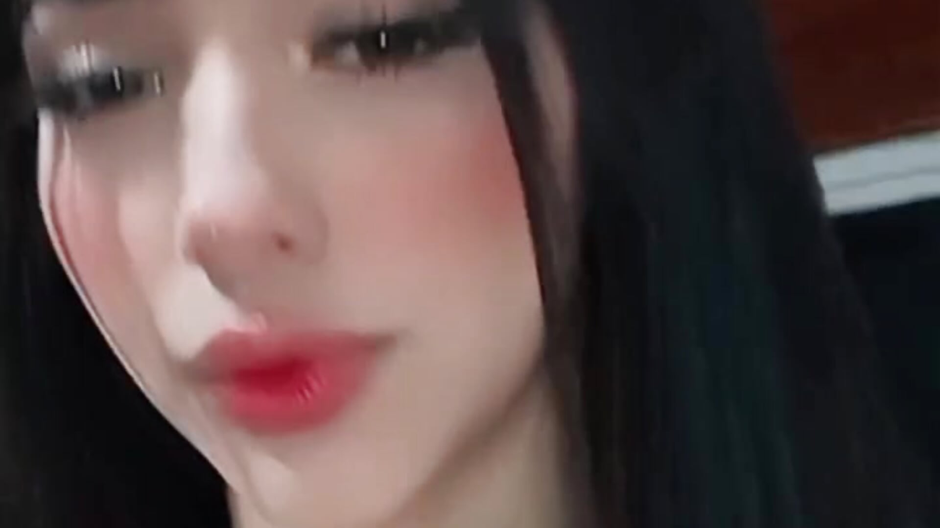 You have my attention on you - video by liccy_hall cam model