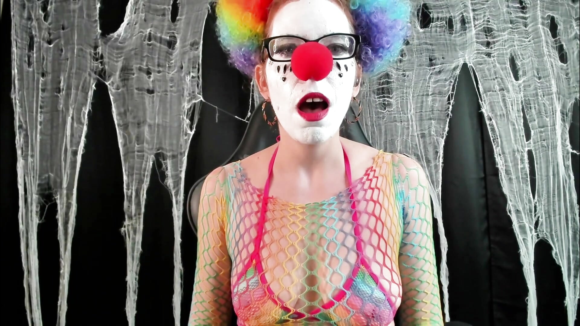 🎪 The Dark Carnival is open 🤡 - video by SaraDesirexo cam model