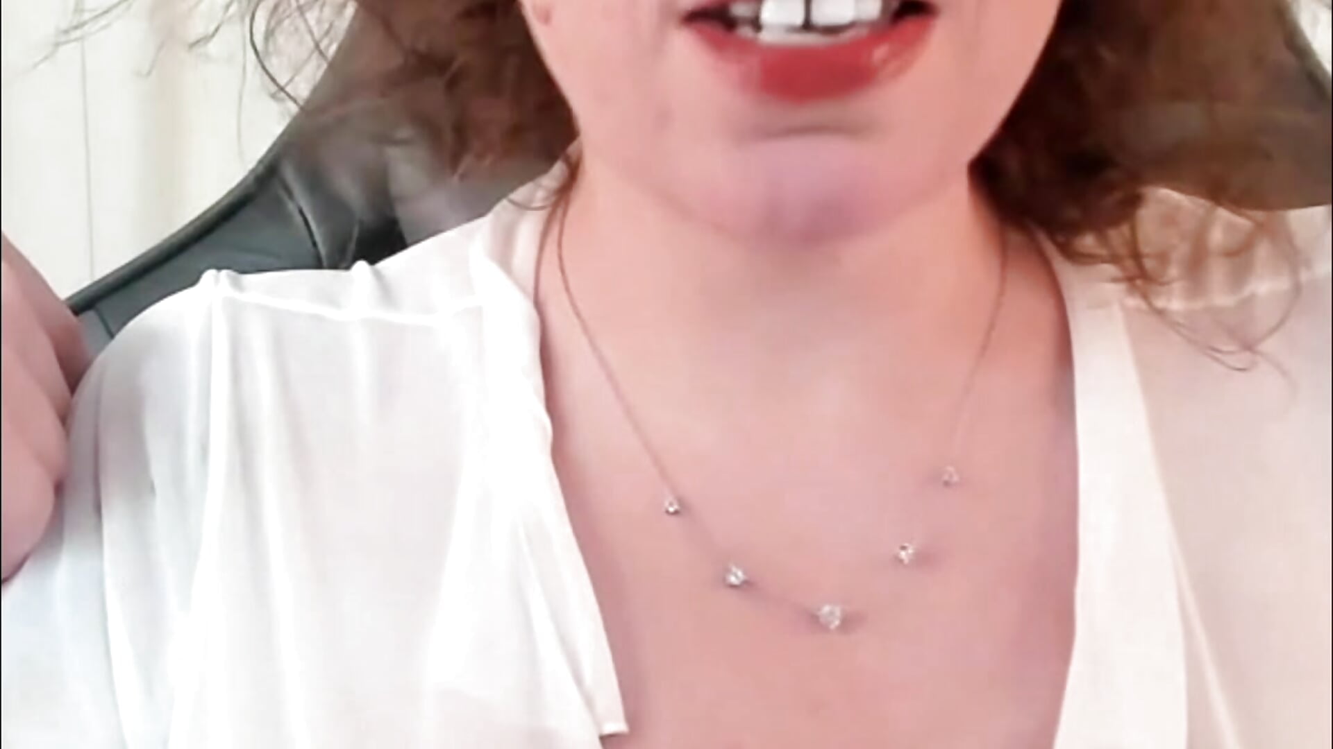 Your Frustrated Desire Finds Its Home! Live now till 3:00 p.m. EST - Vídeo de SaraDesirexo, modelo de vídeos