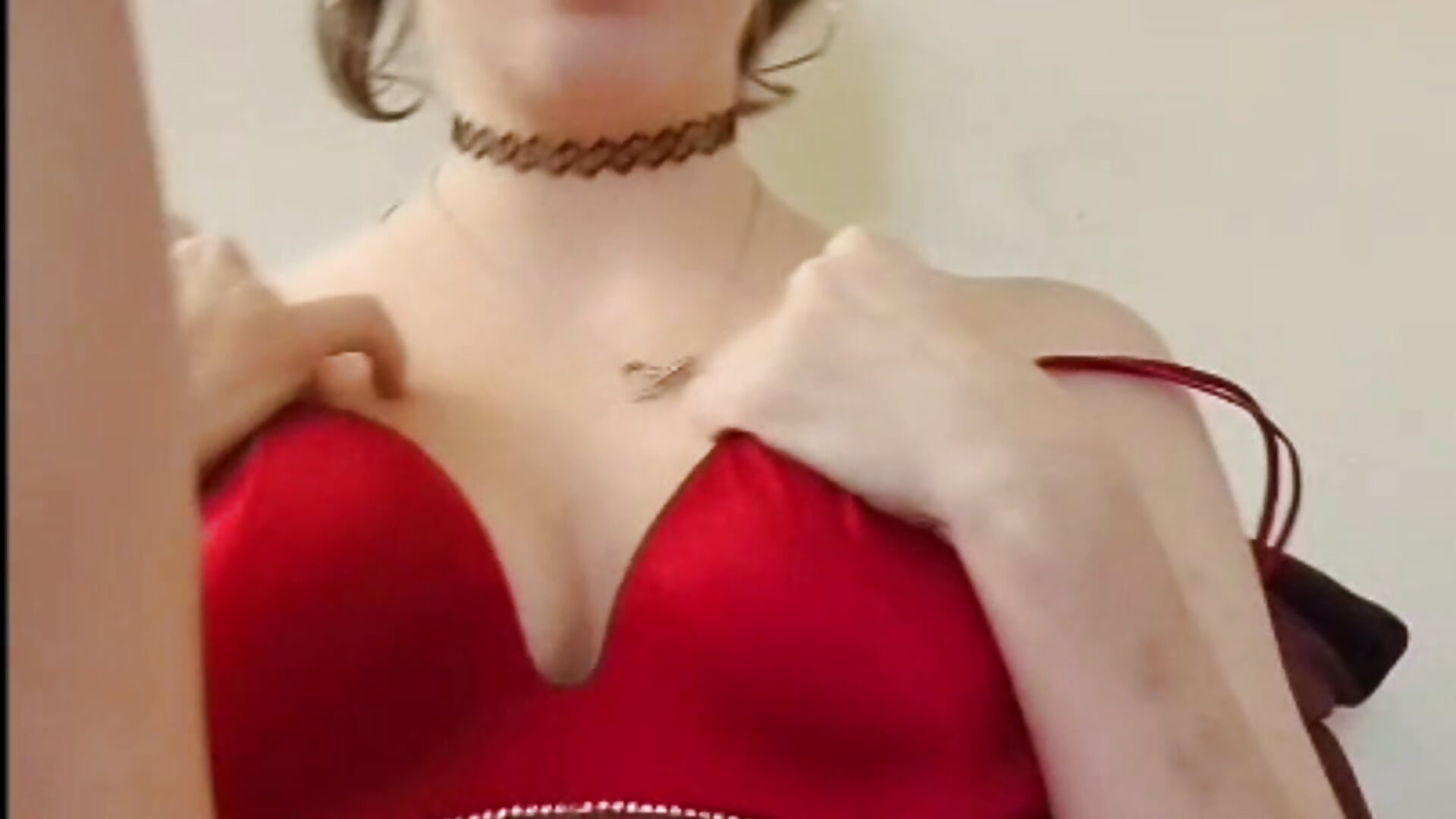 God… finally rubbing my pretty pussy. 💦 I just want to play, moan, and soak while that remote toy d - video by SaraDesirexo cam model