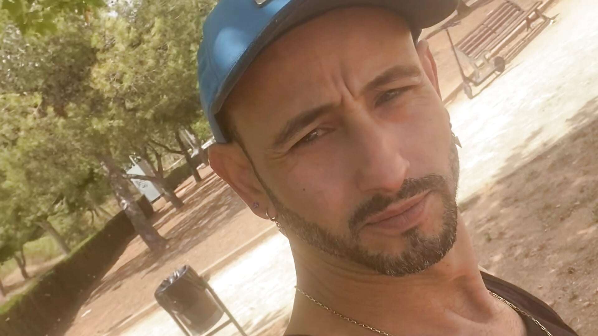 Tomando um sol ☀️☀️☀️☀️☀️☀️☀️ - video by Ney-sp cam model