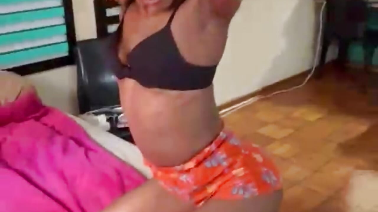 profile-intro-video-1783452728 - vídeo de Amarablackie modelo de câmara