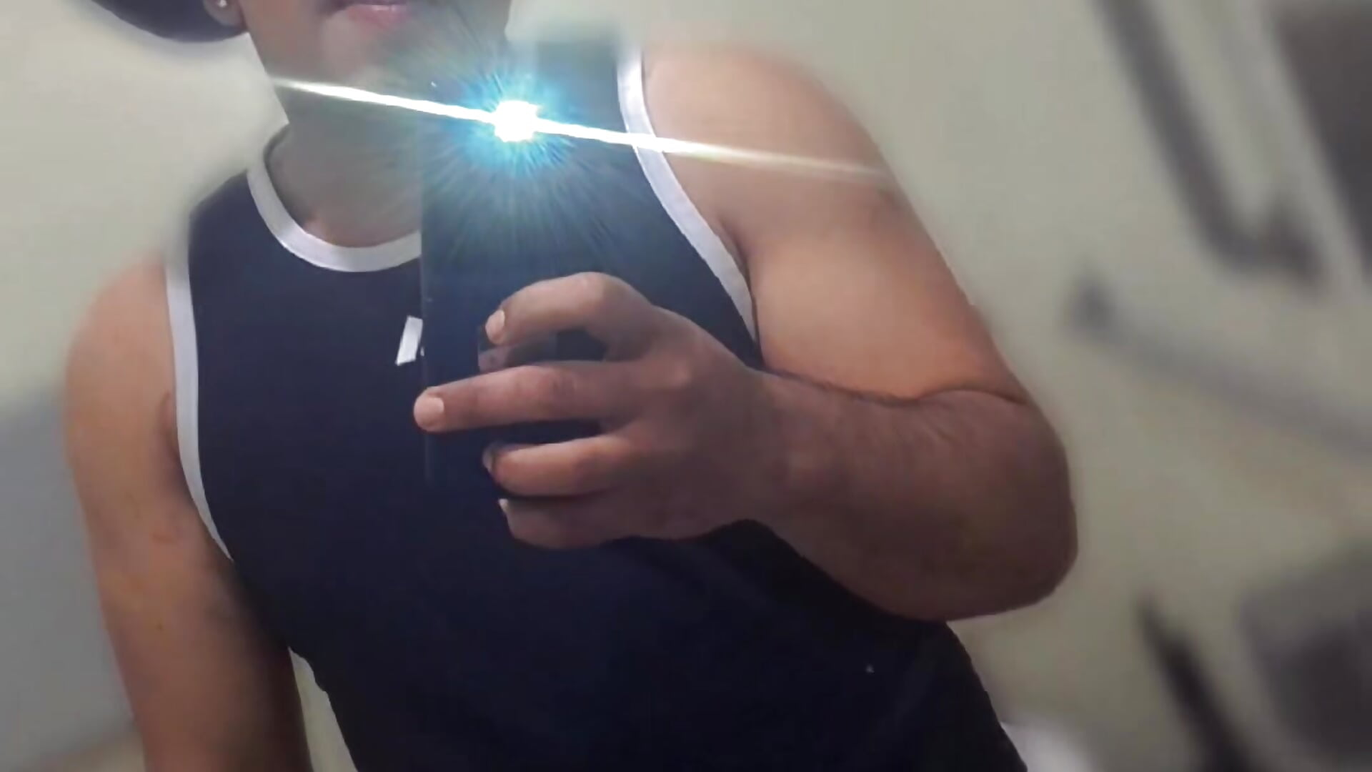 1000032965 - video by edinsojose cam model