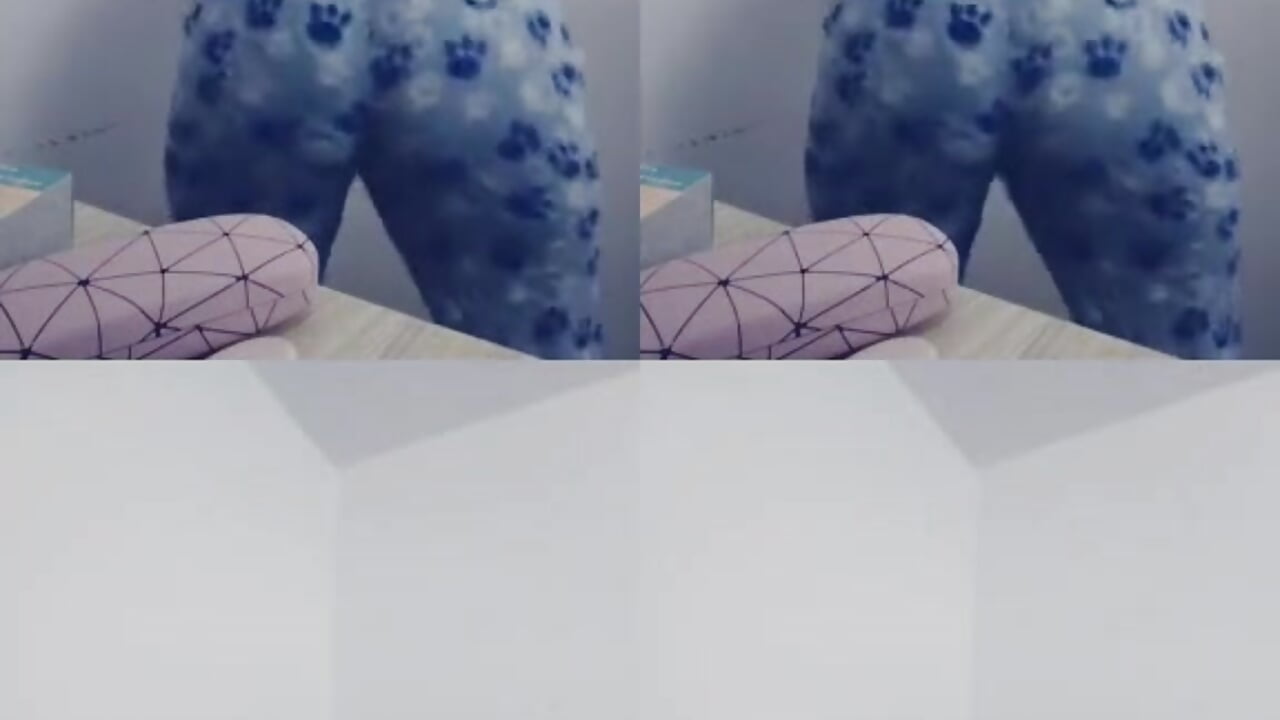 Would you like to see it bounce in your face? - video by Katalina_novoa cam model