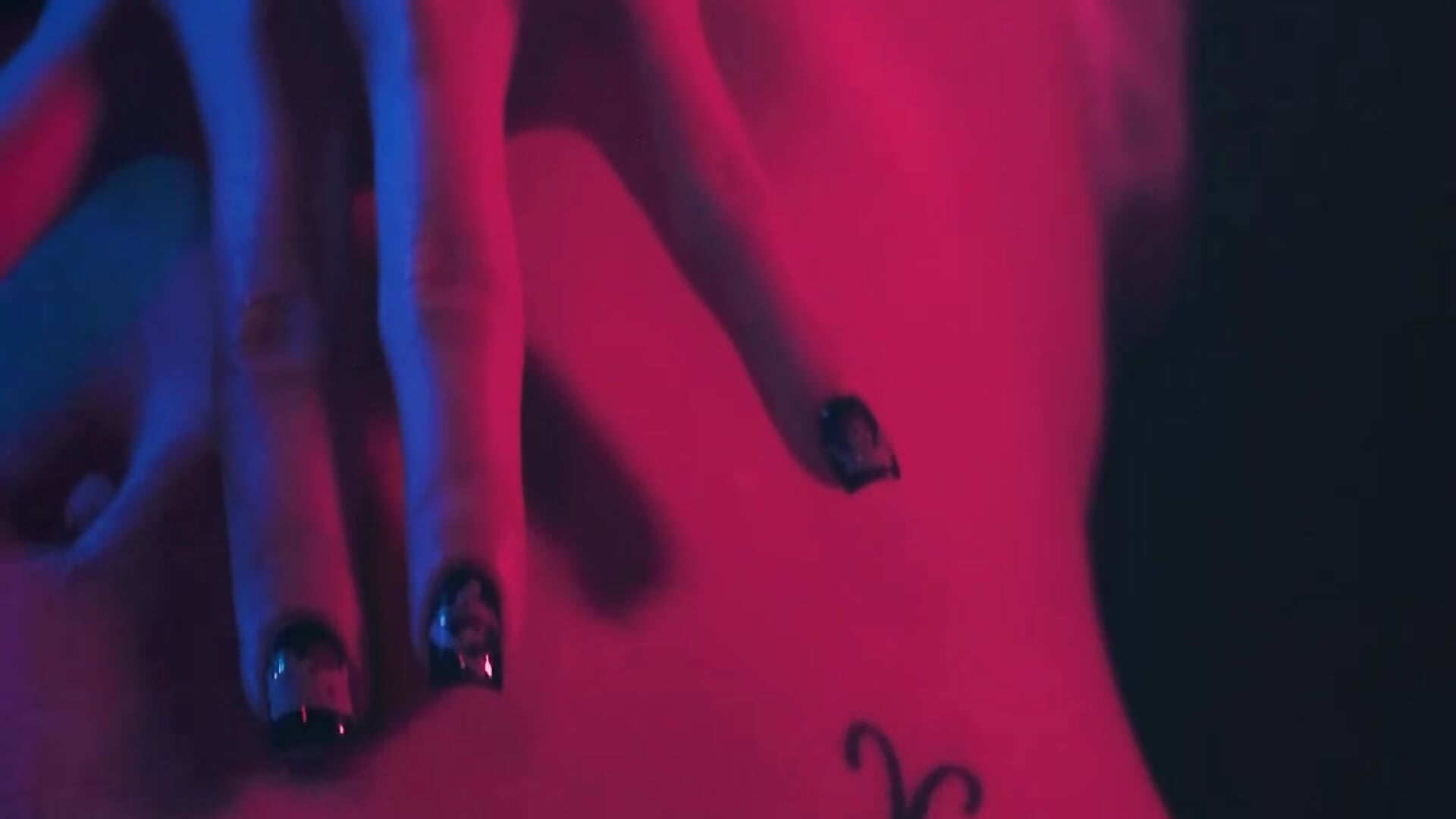 Soft Skin & Slow Sins－カメラキャストのKamilaFoxyの動画