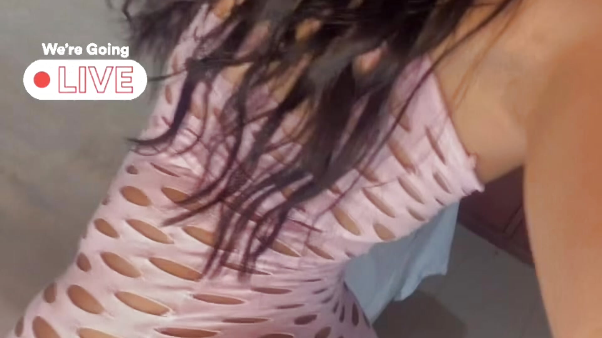 d4b55491720e4a9783c41dcf8809f32a - video by valecruz903 cam model