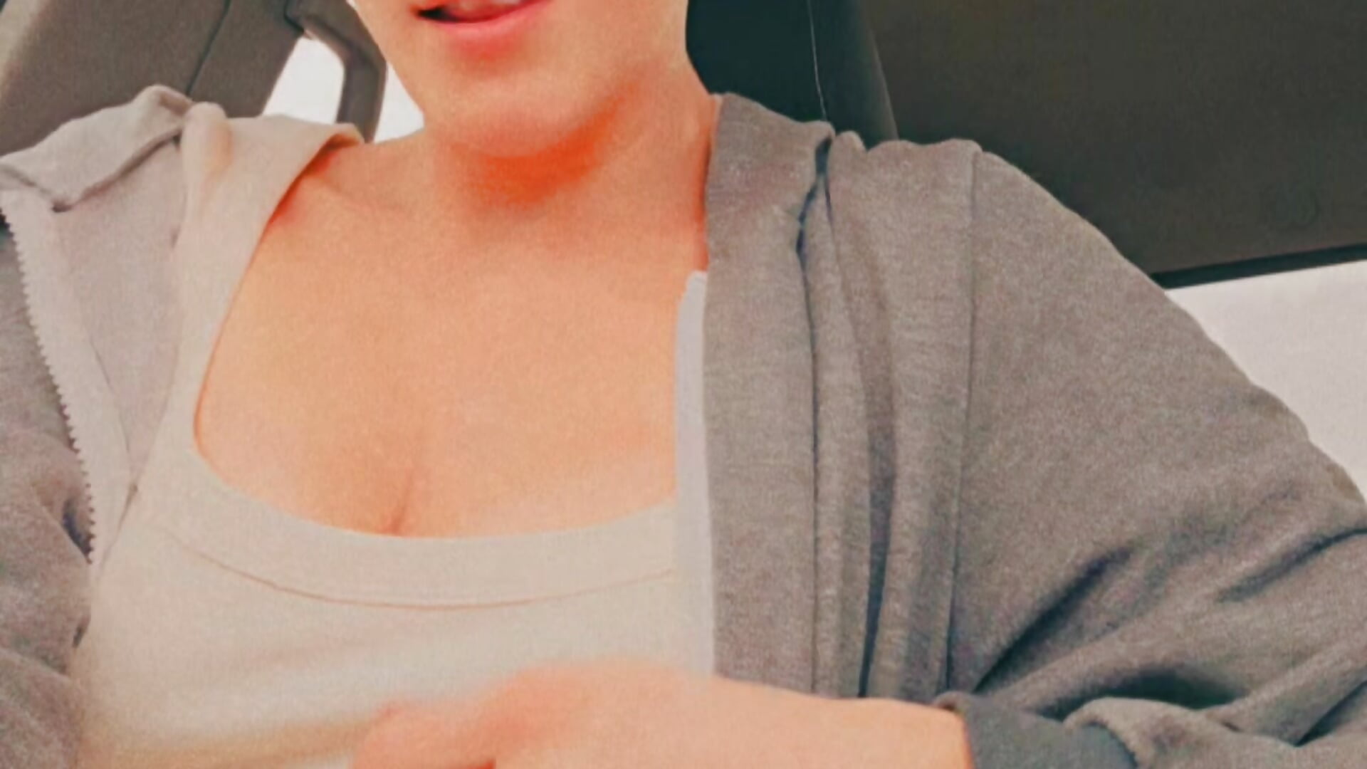 Just a little tease in my tiny new top - video by nephilaaranea cam model