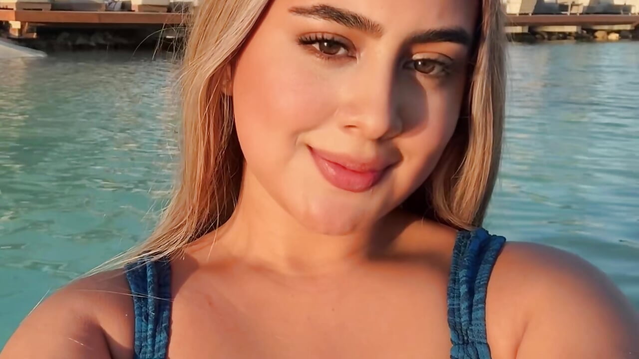 💙 - video by Miabonnett_ cam model