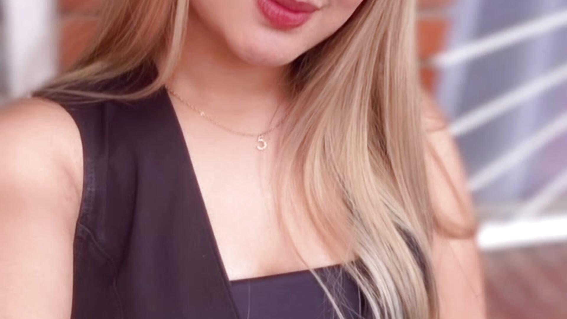 🫧 - video by Miabonnett_ cam model