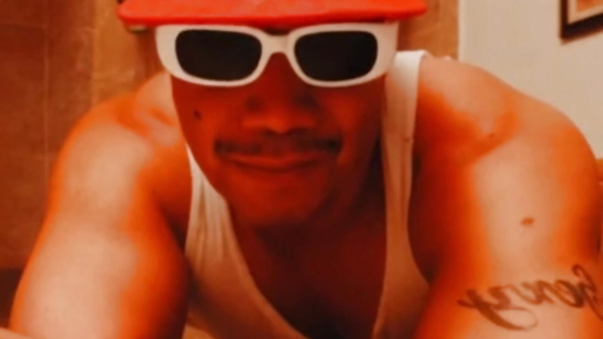 Come get naked with Pimpdaddy - vidéo du modèle de showcams pimpdaddy4ever