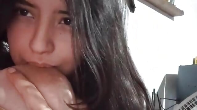 Tits Play 3 - video by Carandrew cam model