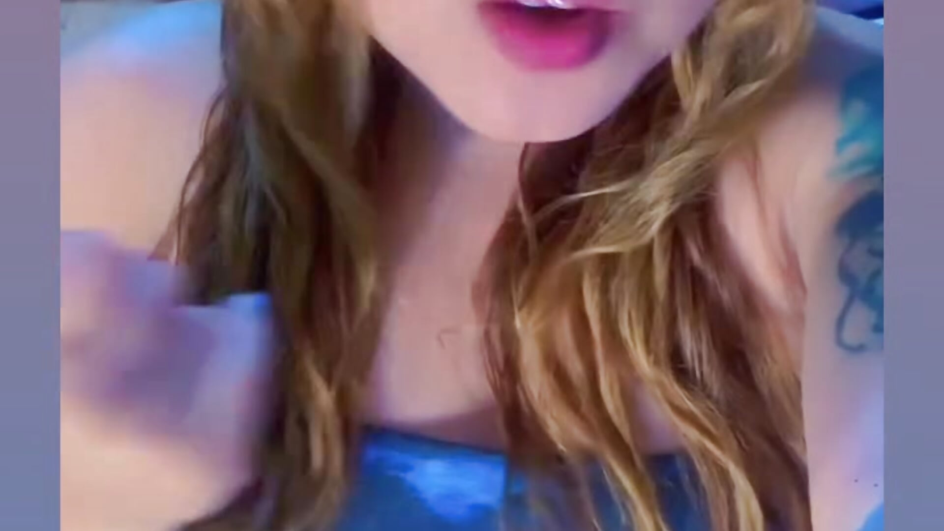 Jenn - video by Jennxdolls cam model