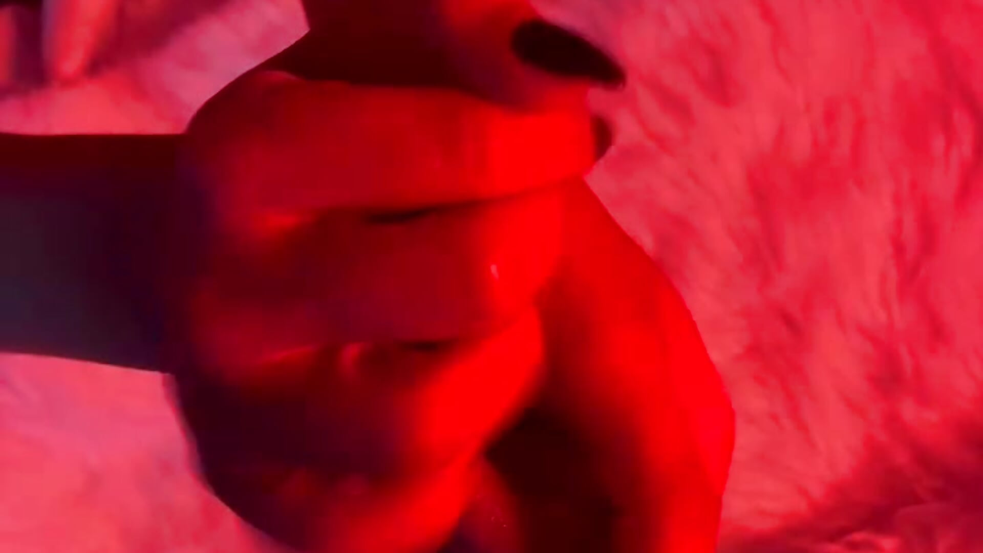 A little massage - відео від вебкаммоделі little-Emma