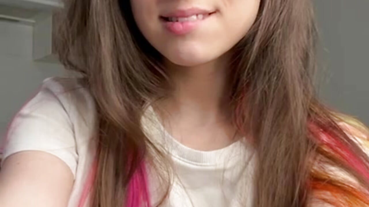 Cute Marie - video by MelonsWorld1 cam model