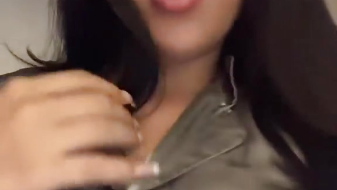 do you want play with my pretty ass?