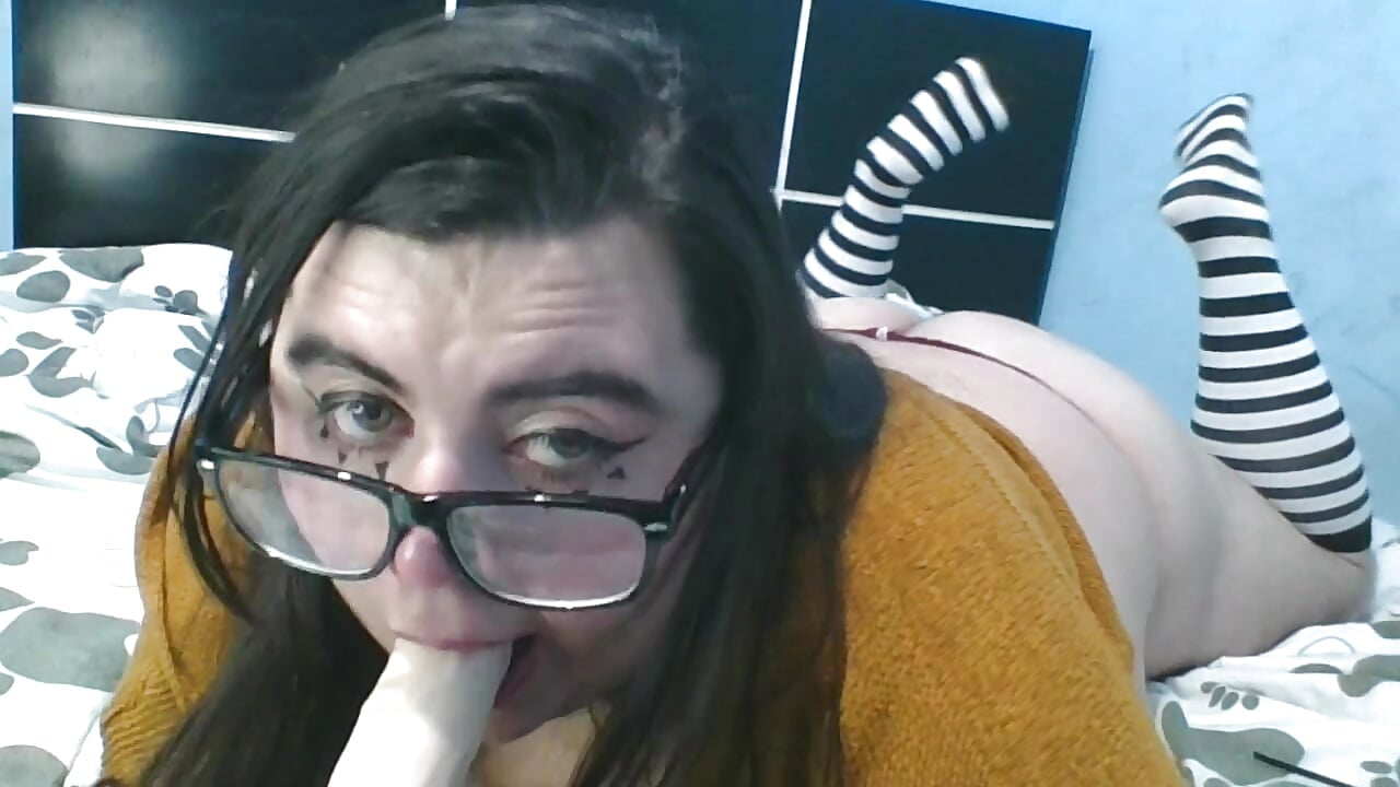 enjoy me - video by flonox_virgo0 cam model