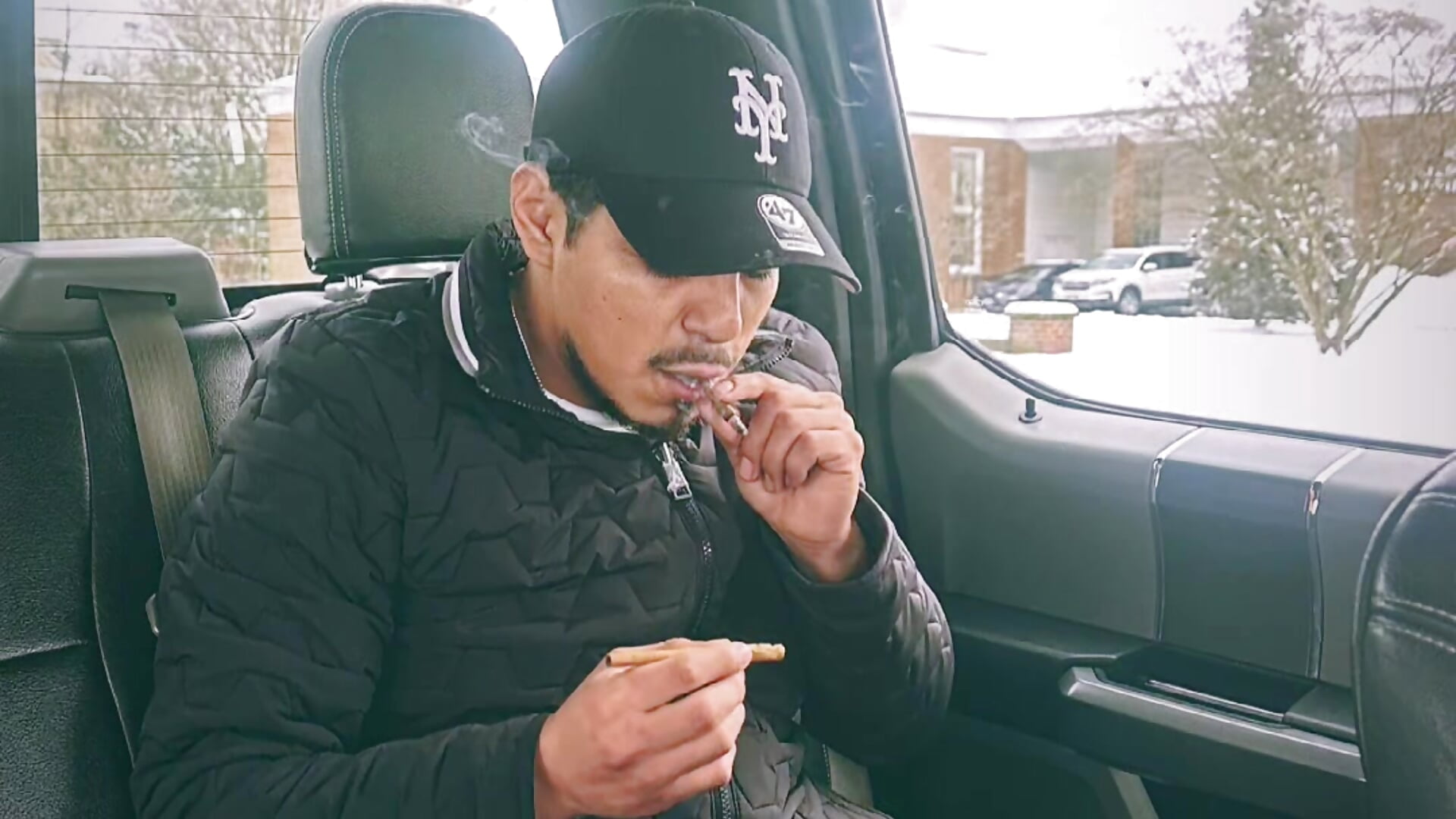 8c26bde7d5a44051936665a974ab7991 - vidéo du modèle de showcams MynameisPaco