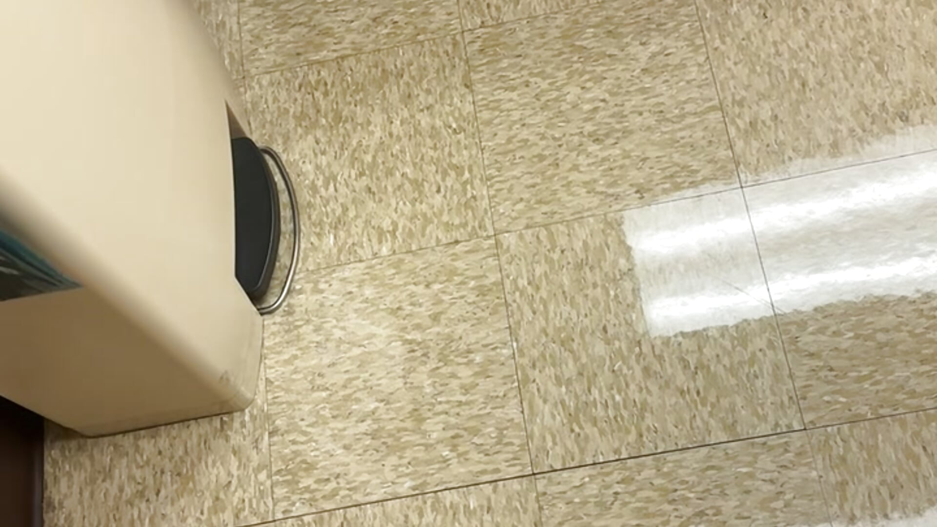 Lil doctor office tease — filmik Lightningmccream36, modela(-lki) na kamerkach