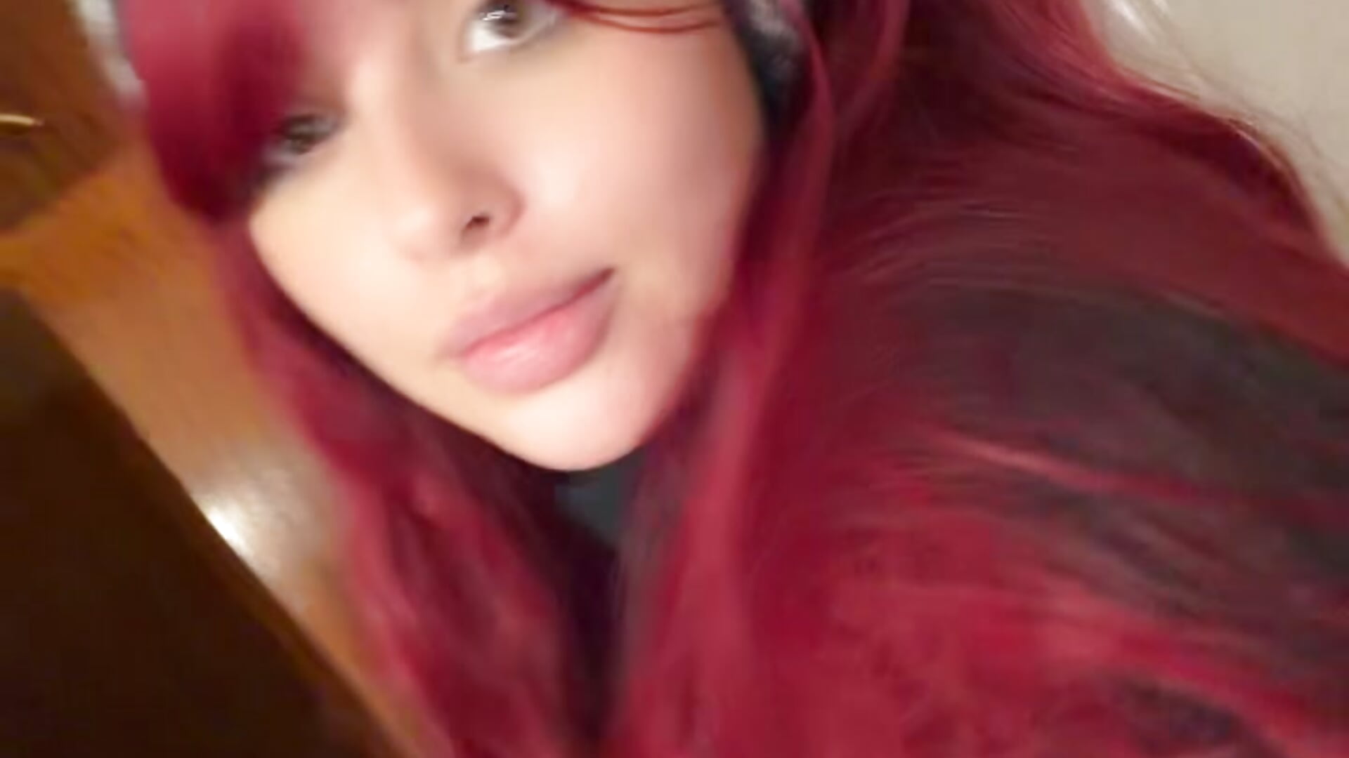 Red ♥️♥️♥️ - vídeo de Alirawrz modelo de câmara