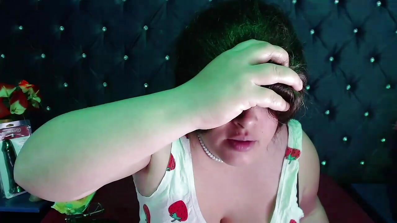 Spy Show Hair