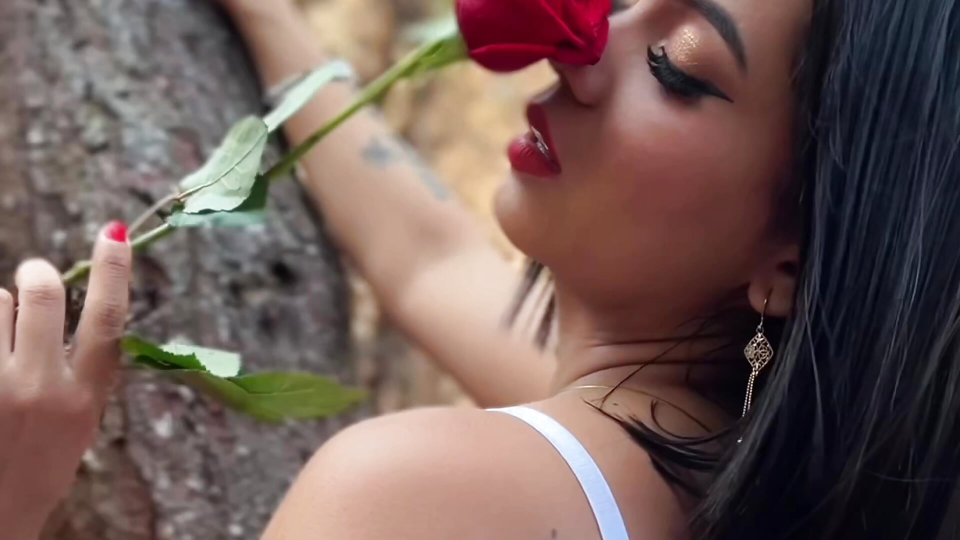 The Rose - vidéo du modèle de showcams SenniaBella