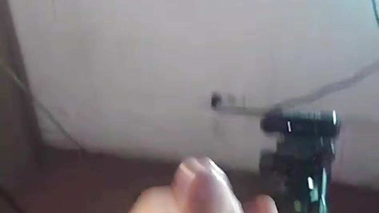 I was so hot that I came - video by kevinbigcokc18 cam model